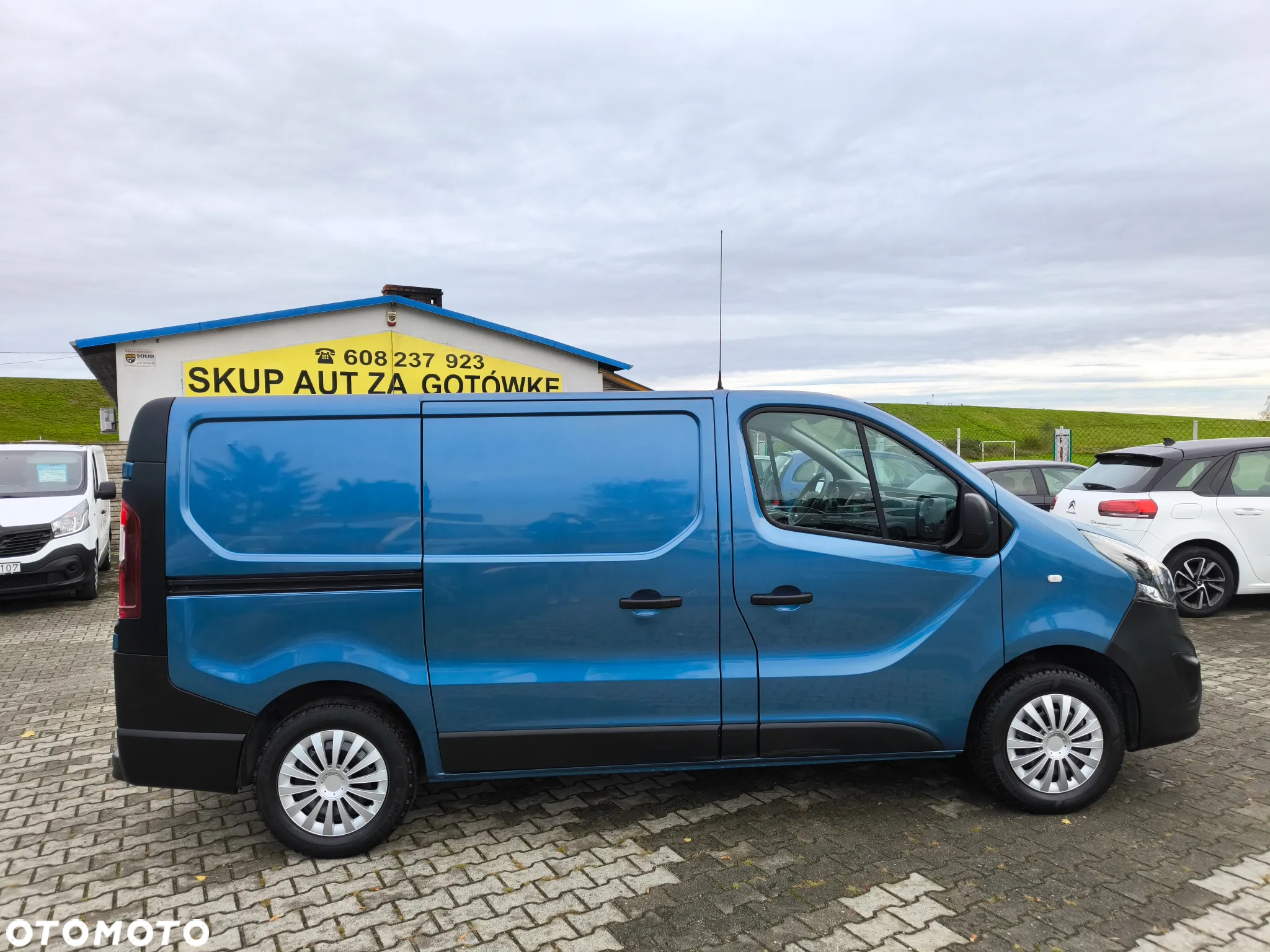 Opel Vivaro - 6