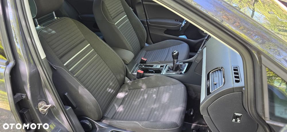 Volkswagen Golf - 7