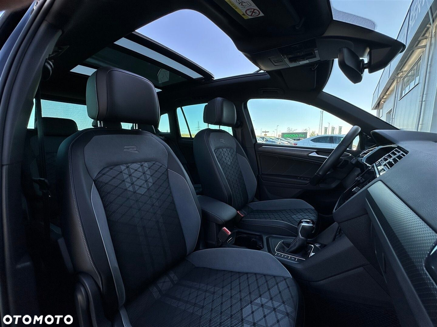 Volkswagen Tiguan 1.5 TSI EVO R-Line DSG - 31