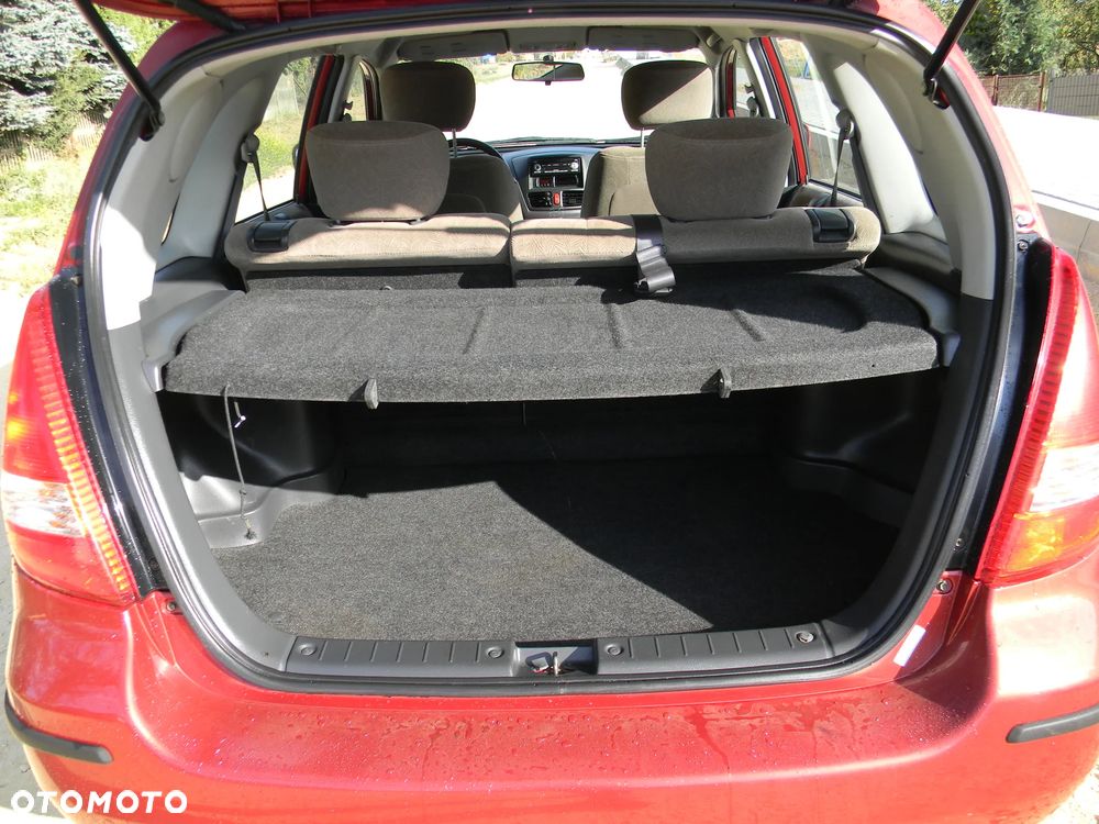 Suzuki Liana 1.6 - 15