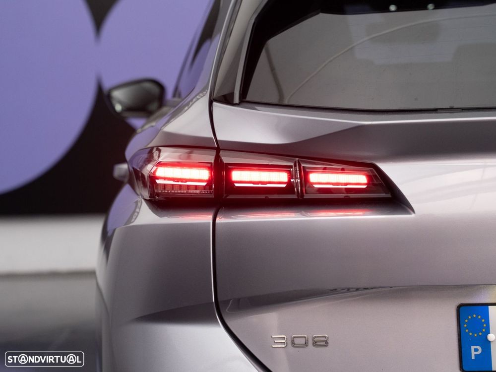Peugeot 308 SW 1.5 BlueHDi Style EAT8 — fotografia 10