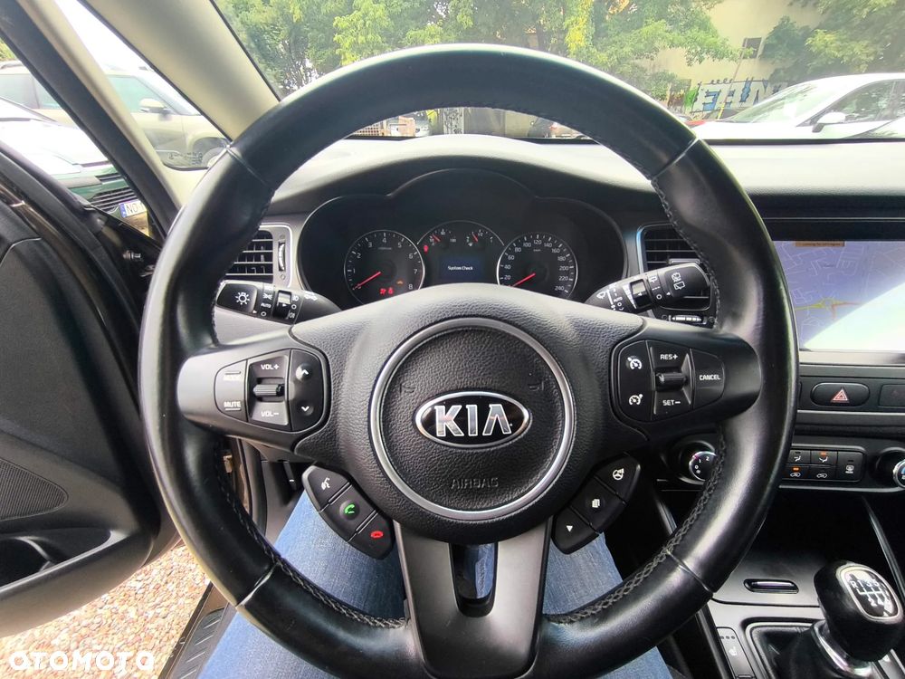 Kia Carens 1.6 GDI L - 13