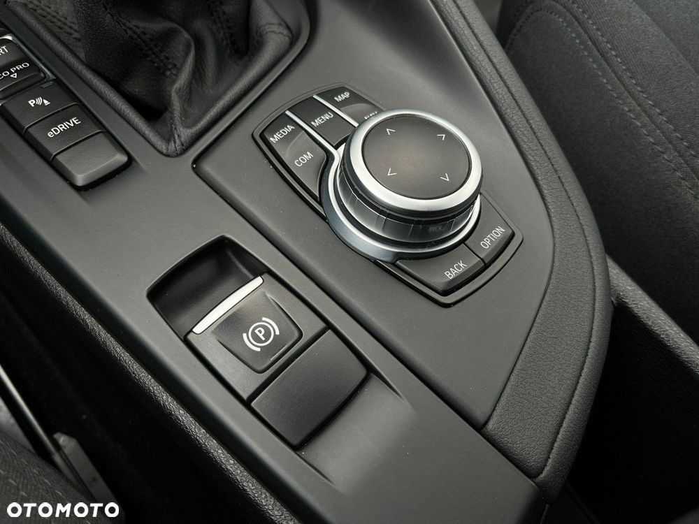 BMW X1 xDrive25e Advantage - 21