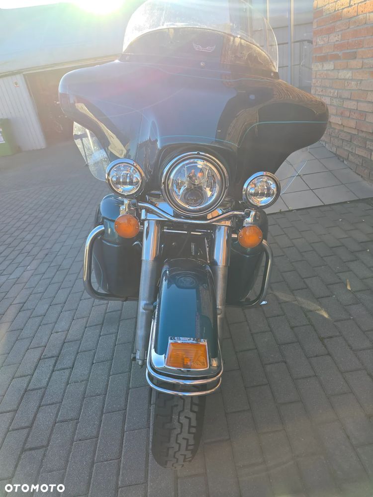 Harley-Davidson Touring Electra Glide - 30