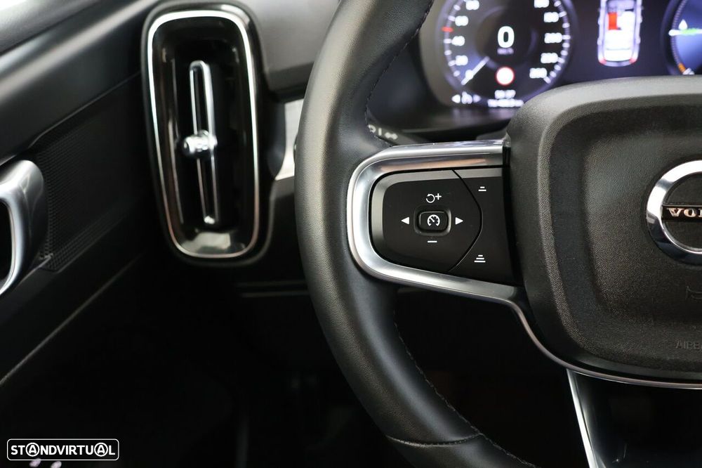 Volvo XC 40 1.5 T4 PHEV Essential - 11
