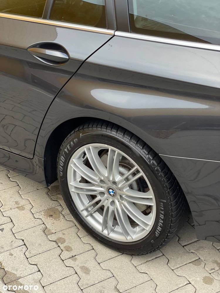 BMW Seria 5 - 28