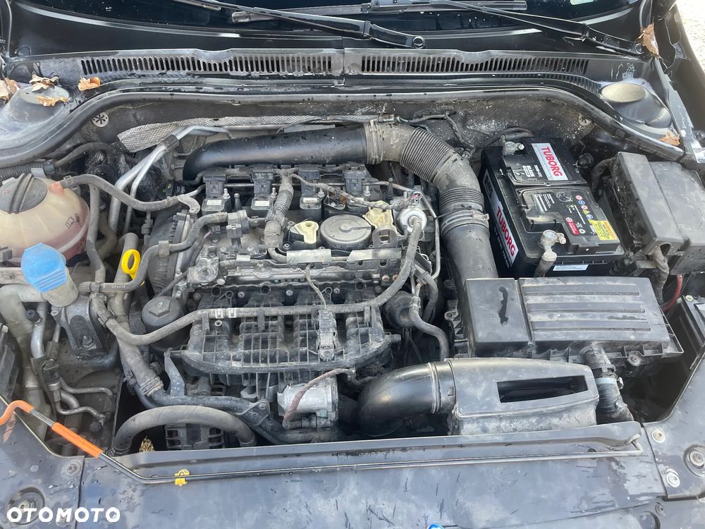 Volkswagen Jetta 2.0 Turbo FSI DSG Sportline - 20