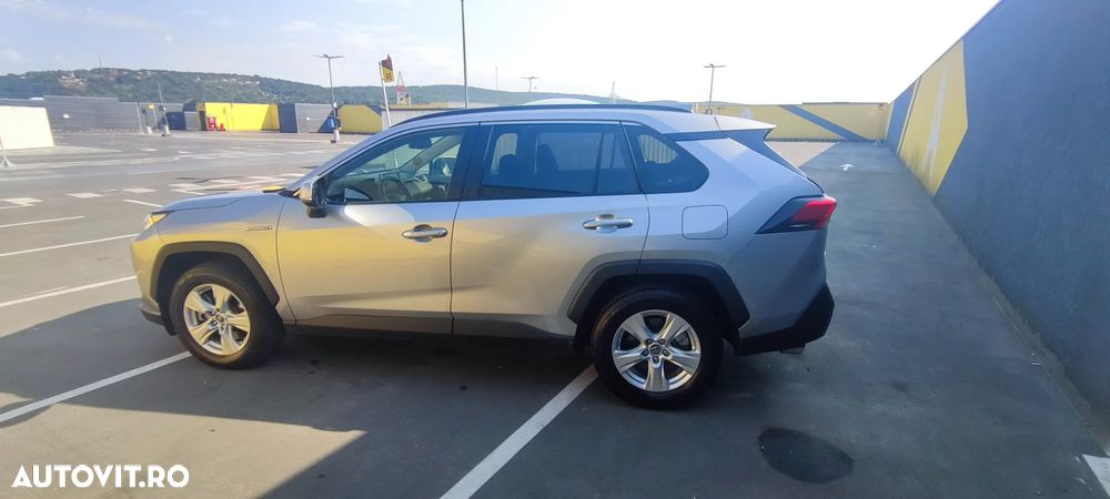 Toyota RAV4 - 3