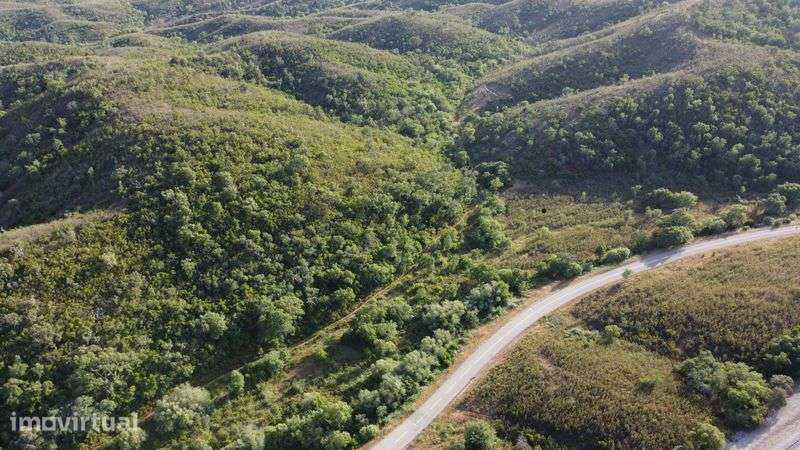 2 terrenos são marcos da serra - Grande imagem: 5/12