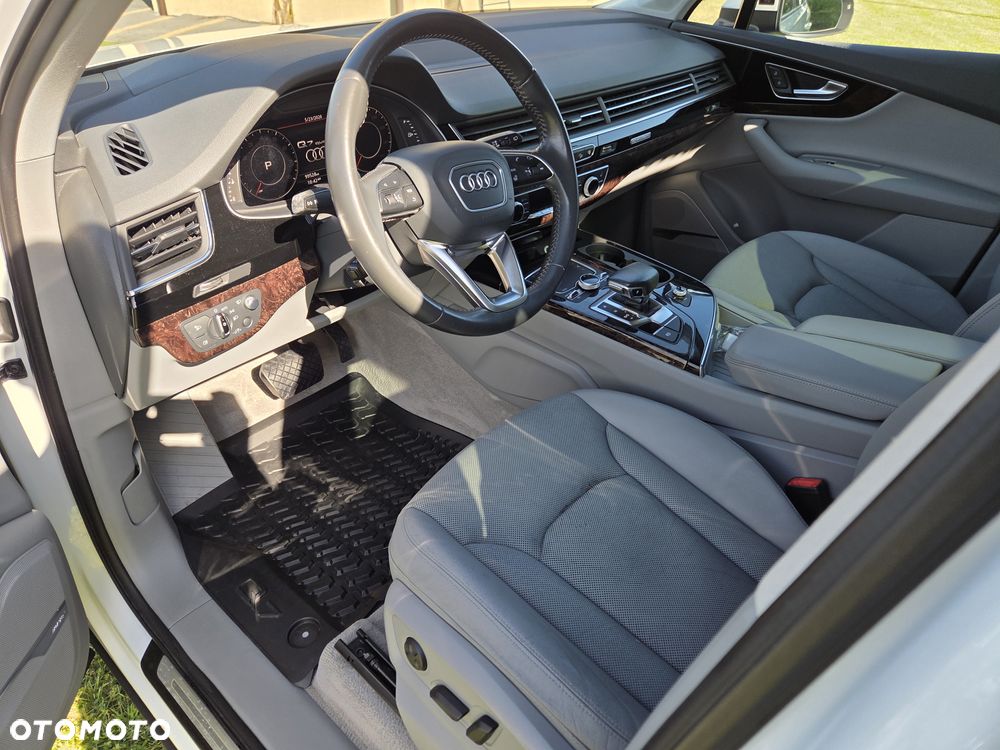 Audi Q7 3.0 TFSI Quattro Tiptronic - 30