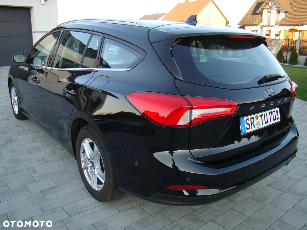 Ford Focus 2.0 TDCi Titanium ASS - 9