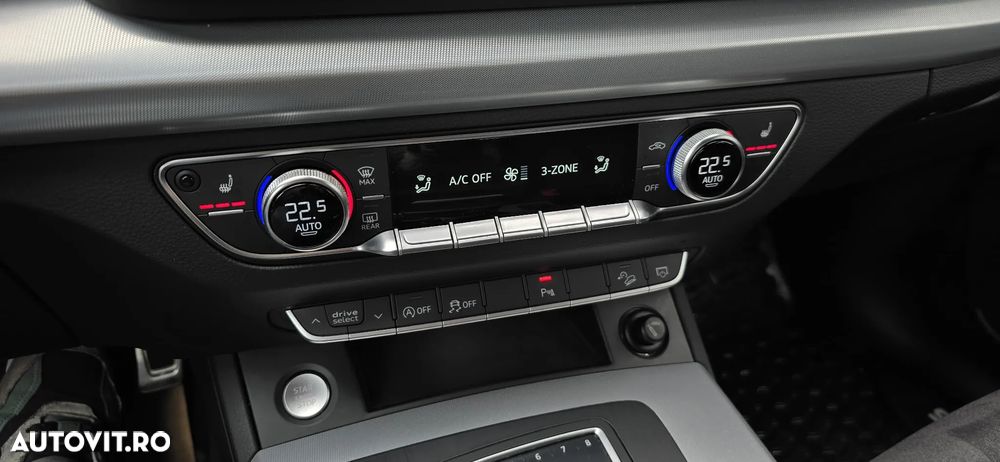 Audi Q5 2.0 40 TDI quattro S tronic Design - 19