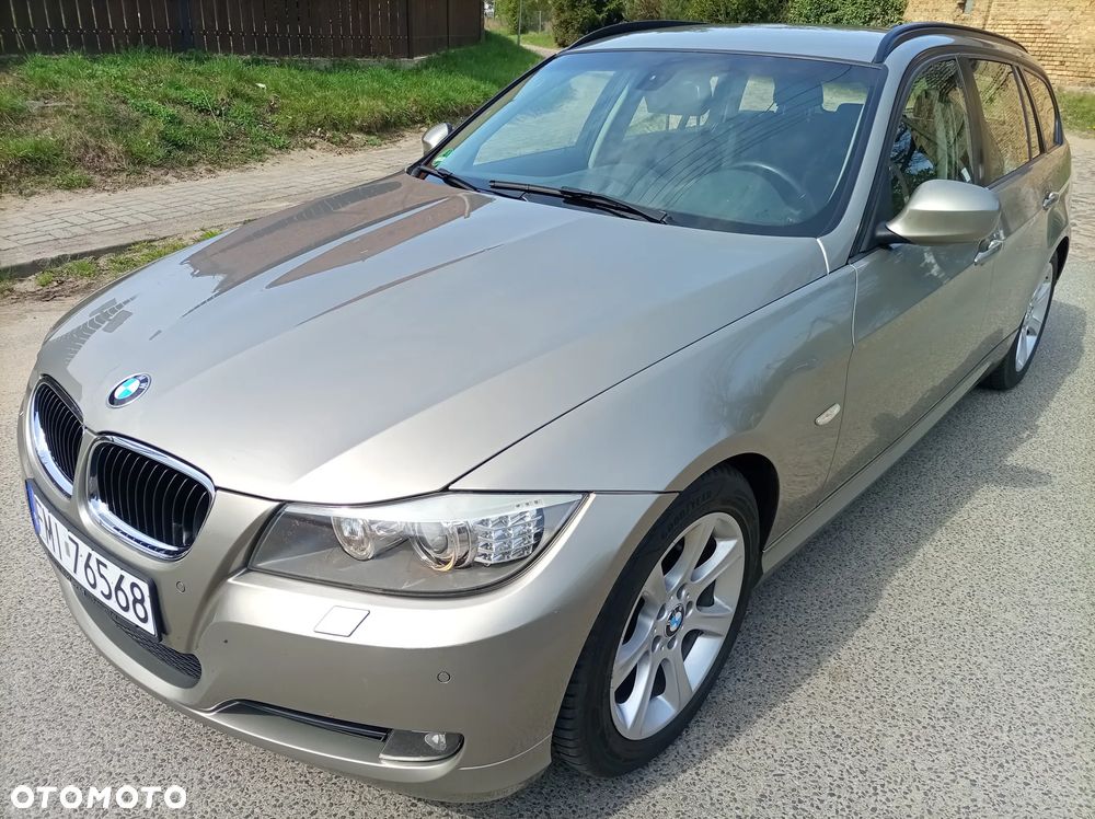 BMW Seria 3 320d DPF Blue Performance Edition Sport - 35