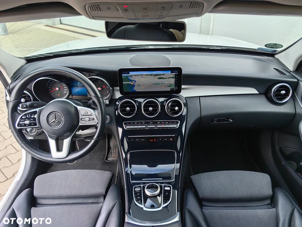 Mercedes-Benz Klasa C 220 d 4MATIC 9G-TRONIC - 10