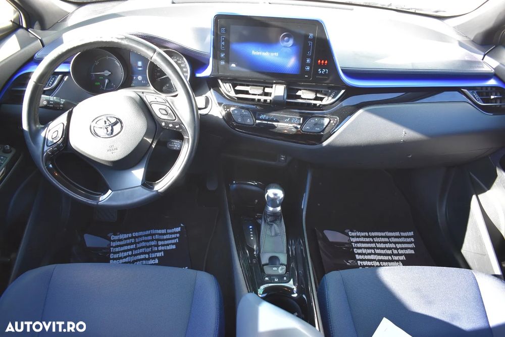 Toyota C-HR - 9