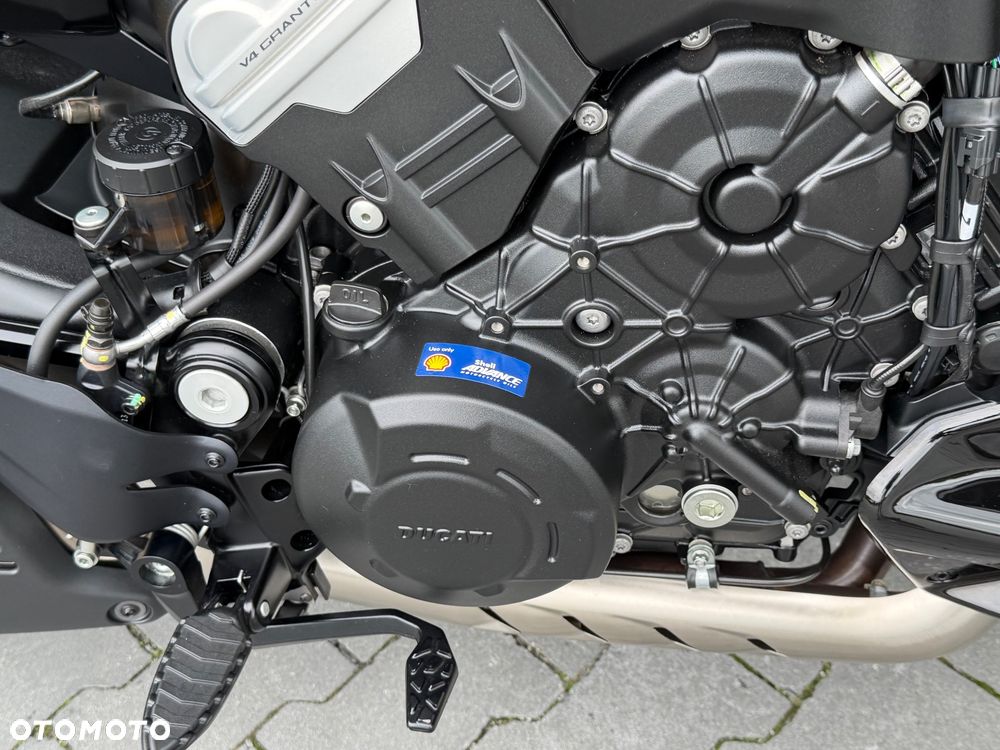 Ducati Diavel - 16