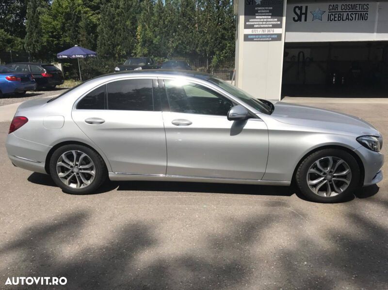Mercedes-Benz C 220 (BlueTEC) d 7G-TRONIC Avantgarde - 4