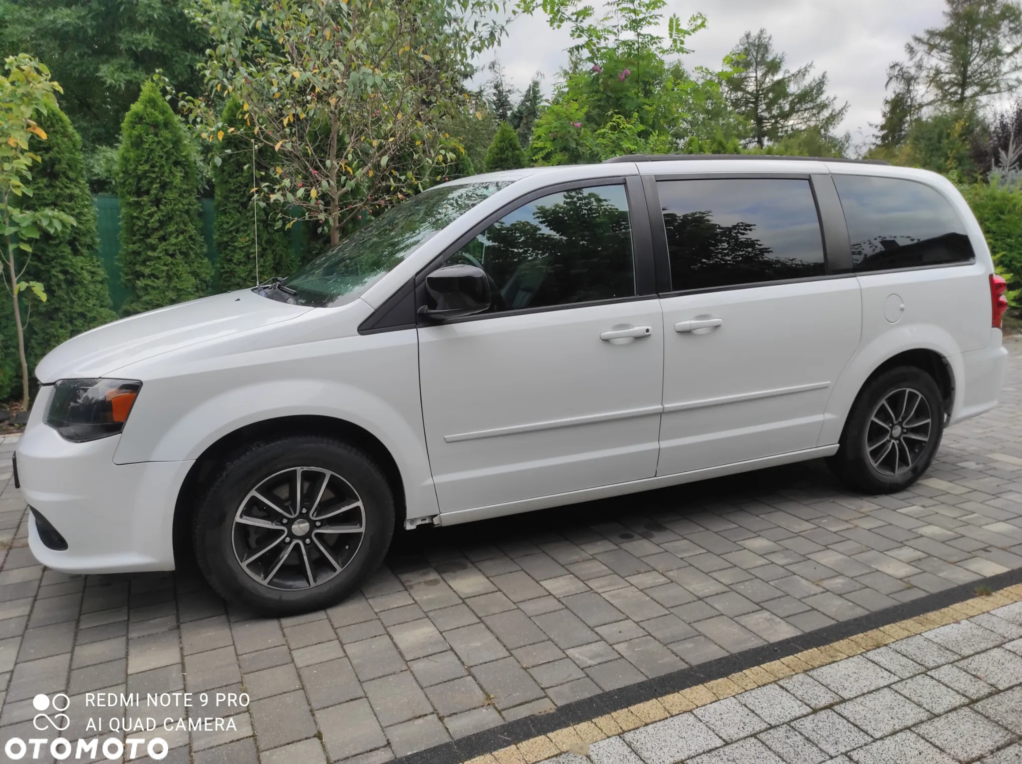 Dodge Grand Caravan - 8