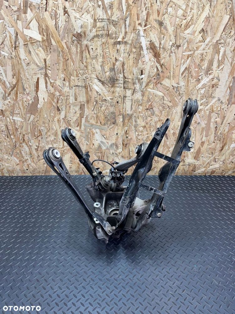 ZWROTNICA WAHACZE PRAWA TYLNA PRAWY TYL BMW G31 6866334