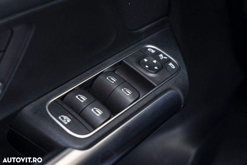 Mercedes-Benz GLA - 26