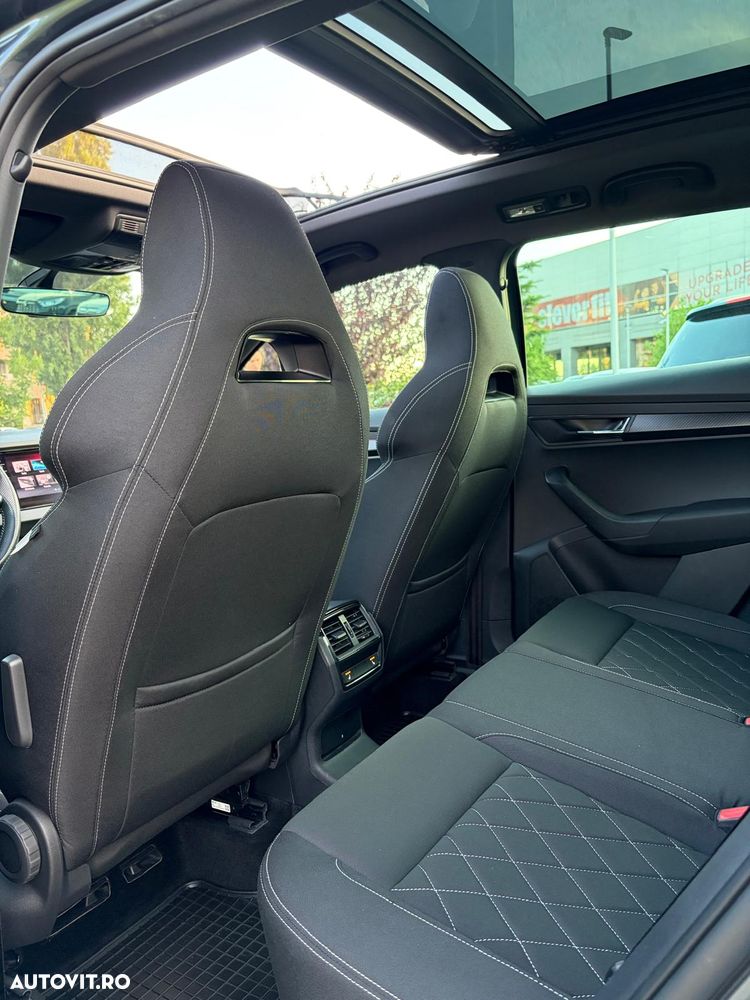 Skoda Karoq 2.0 TDI SCR 4x4 DSG Sportline - 10