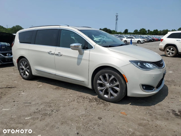 Chrysler Pacifica