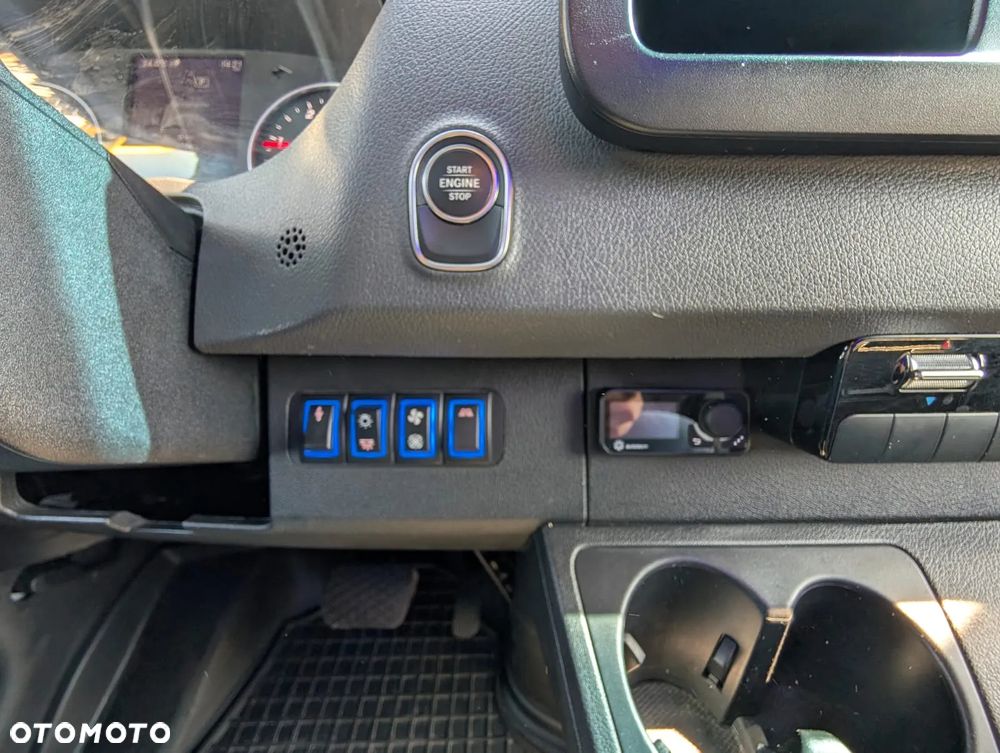 Mercedes-Benz Sprinter 517 - 16