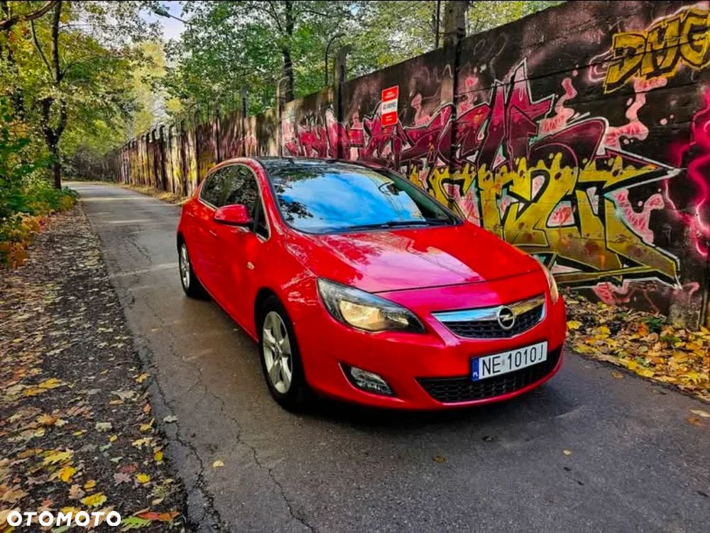 Opel Astra 2.0 CDTI DPF Cosmo - 1