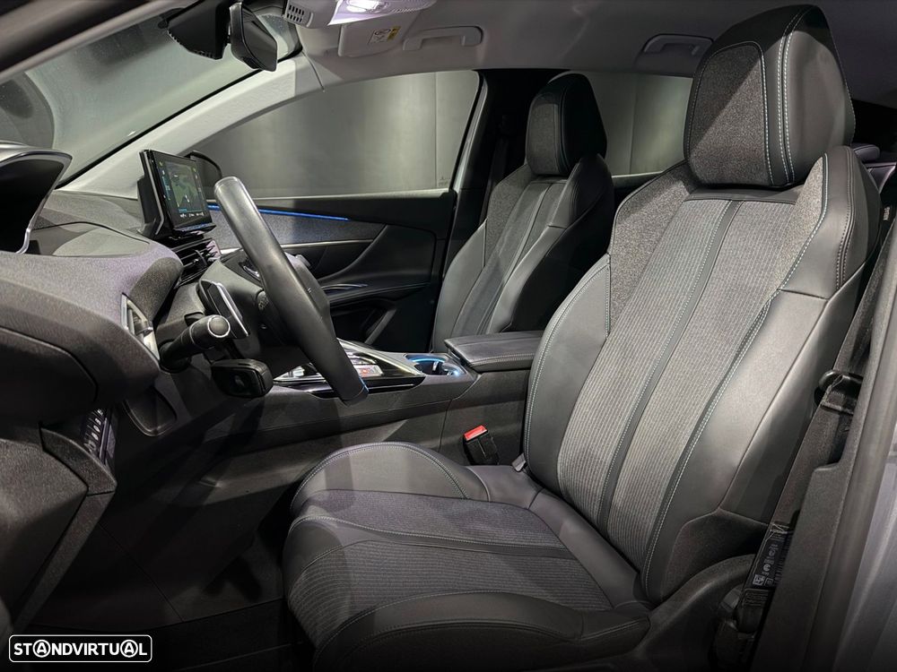 Peugeot 3008 1.6 Hybrid Allure e-EAT8 - 18