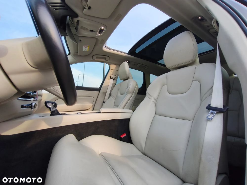 Volvo XC 60 T4 Inscription - 23