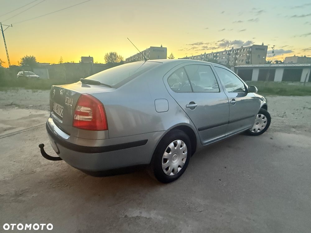 Skoda Octavia 1.6 Style - 5