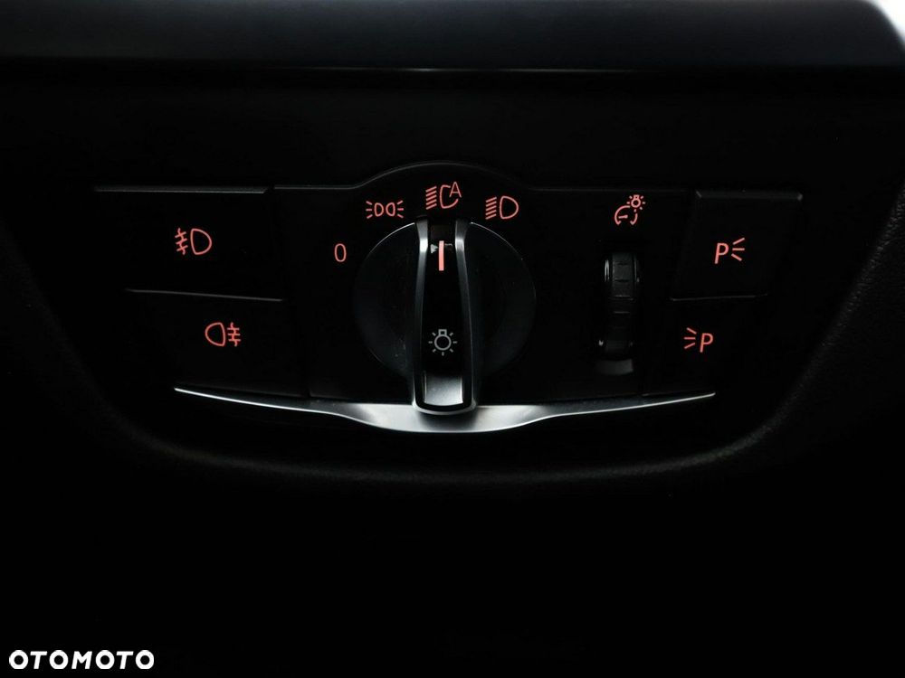 BMW X4 xDrive20d xLine - 37