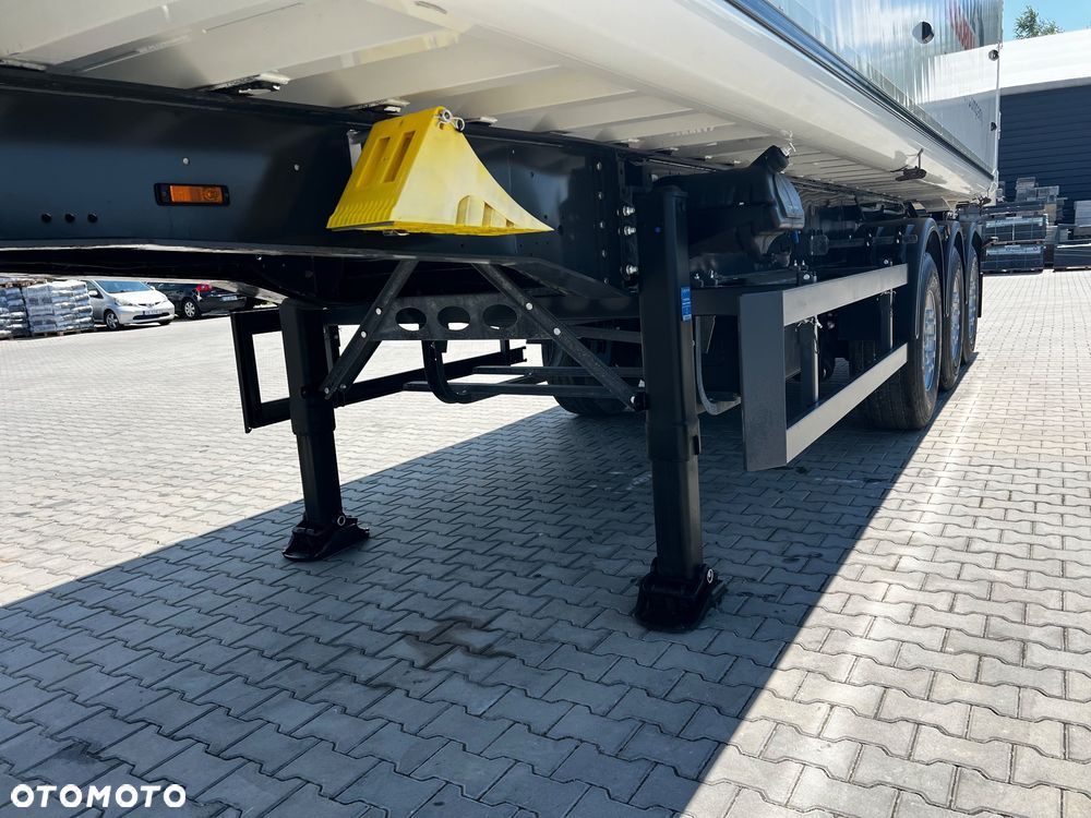 Schmitz Cargobull - 16