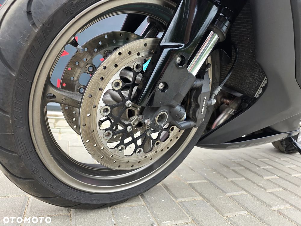 Suzuki GSX-R - 34