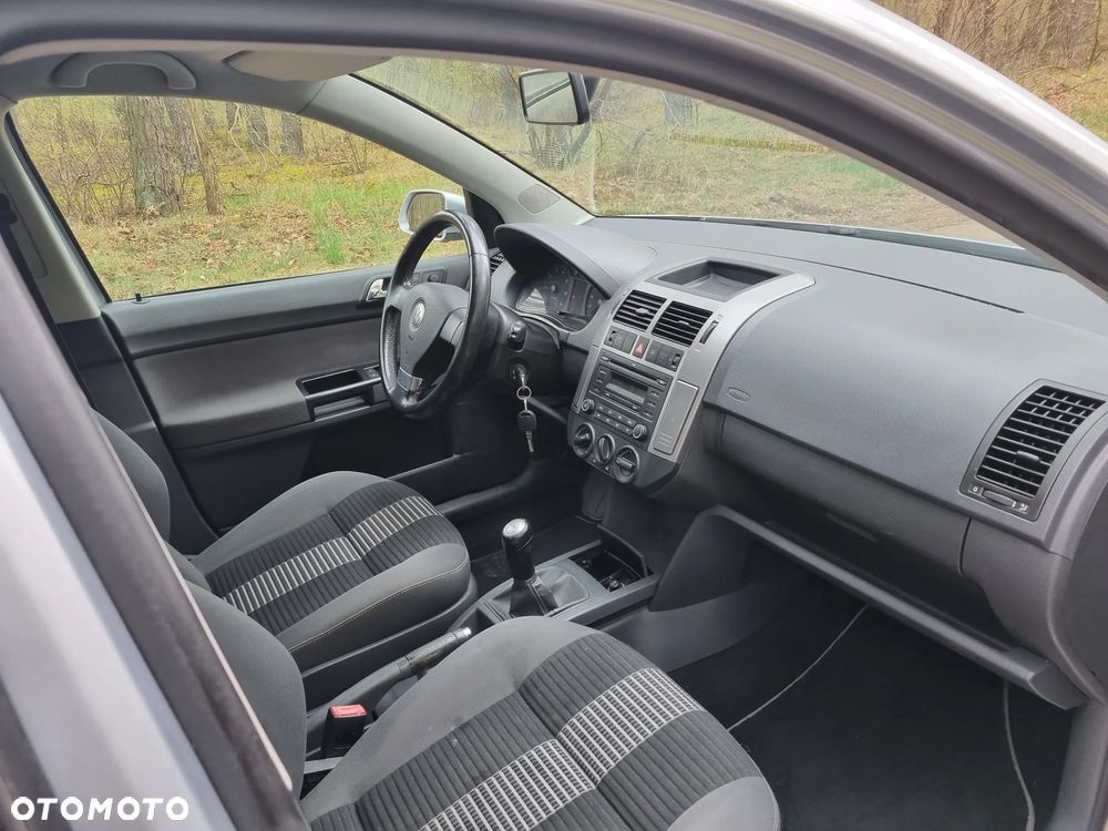 Volkswagen Polo 1.2 Team - 5