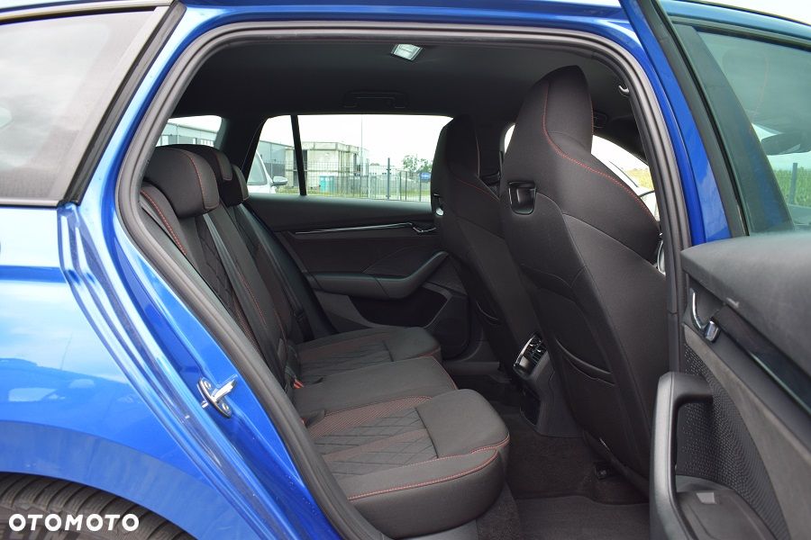 Skoda Octavia 2.0 TDI 4x4 RS DSG - 10