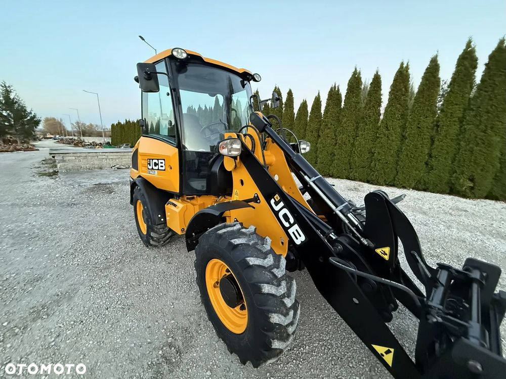 JCB 406 / 2021 ROK / SILNIK 4-CYL / PIĘKNA / ORYGINAŁ / ZADBANA / SPROWADZONA Z NIEMIEC / MAŁE GABARYTY / SILNA / 407 408 409 60 70 M 506 509 - 28