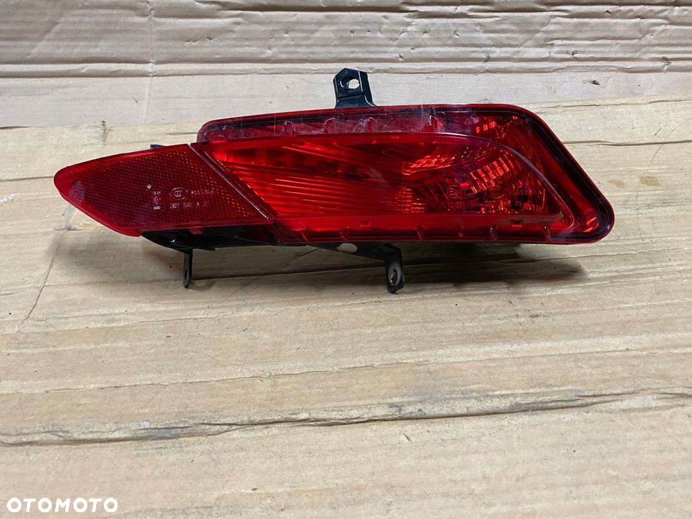 LAMPA TYŁ PRZECIWMGIELNA VOLVO XC60 31353286 EU - 2