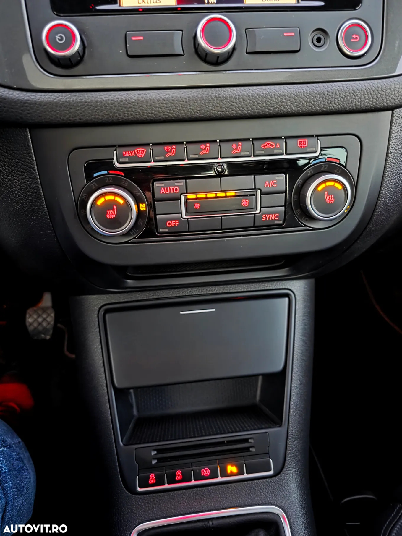 Volkswagen Tiguan 2.0 TDI DPF BlueMotion Technology Exclusive - 26