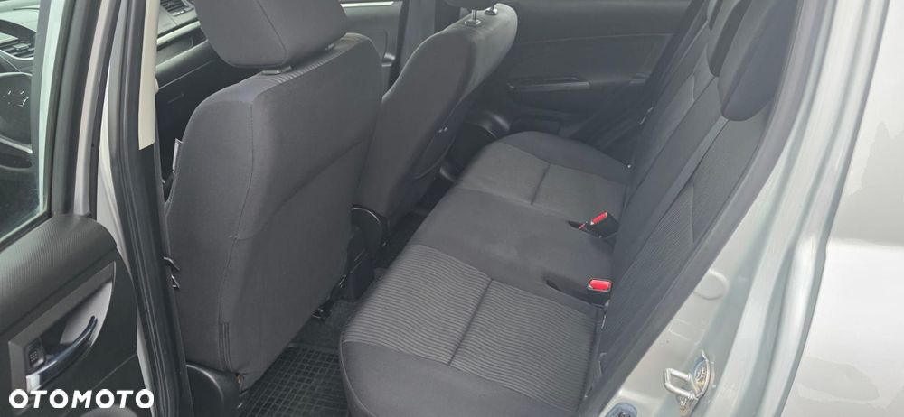 Suzuki Swift - 13