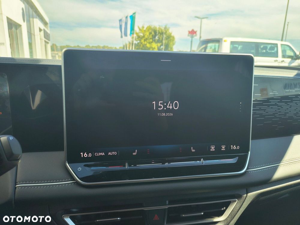 Volkswagen Tiguan - 26