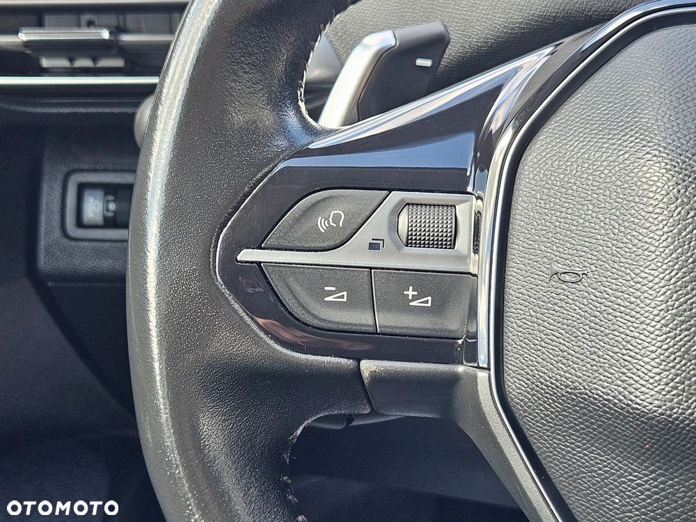 Peugeot 3008 1.5 BlueHDi Road Trip S&S EAT8 - 28