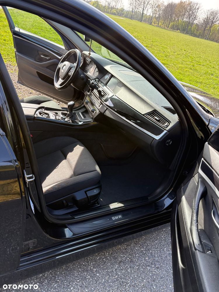 BMW Seria 5 520d - 10