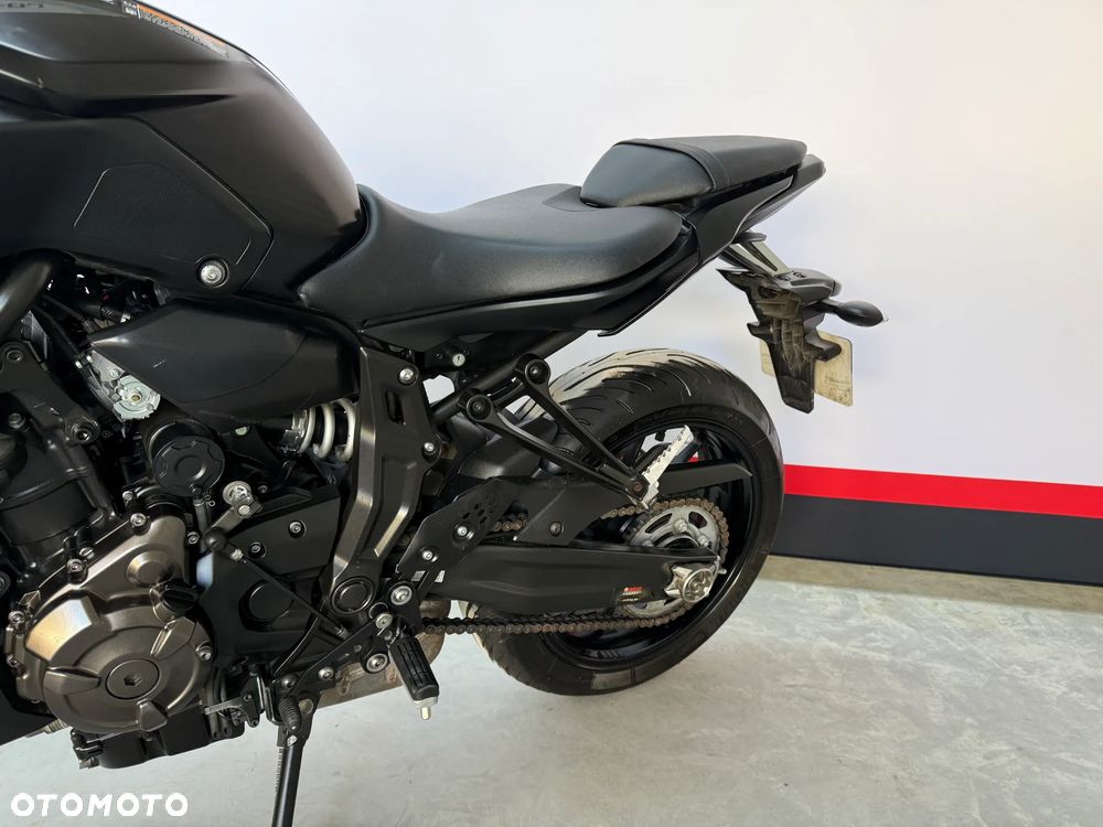 Yamaha MT - 9