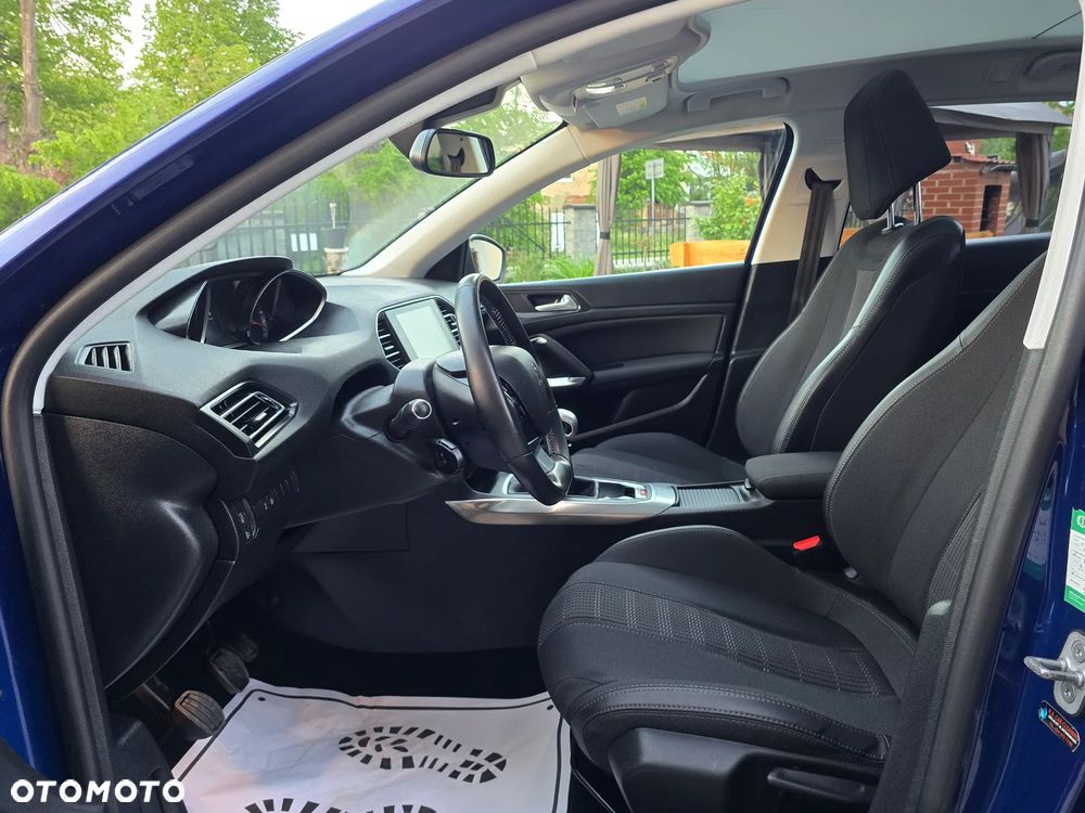Peugeot 308 BlueHDi 120 Stop & Start Allure - 23