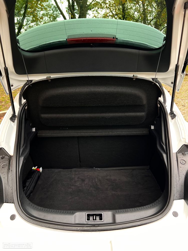 Renault Mégane Coupe Energy dCi 130 FAP Start & Stop GT Line - 14