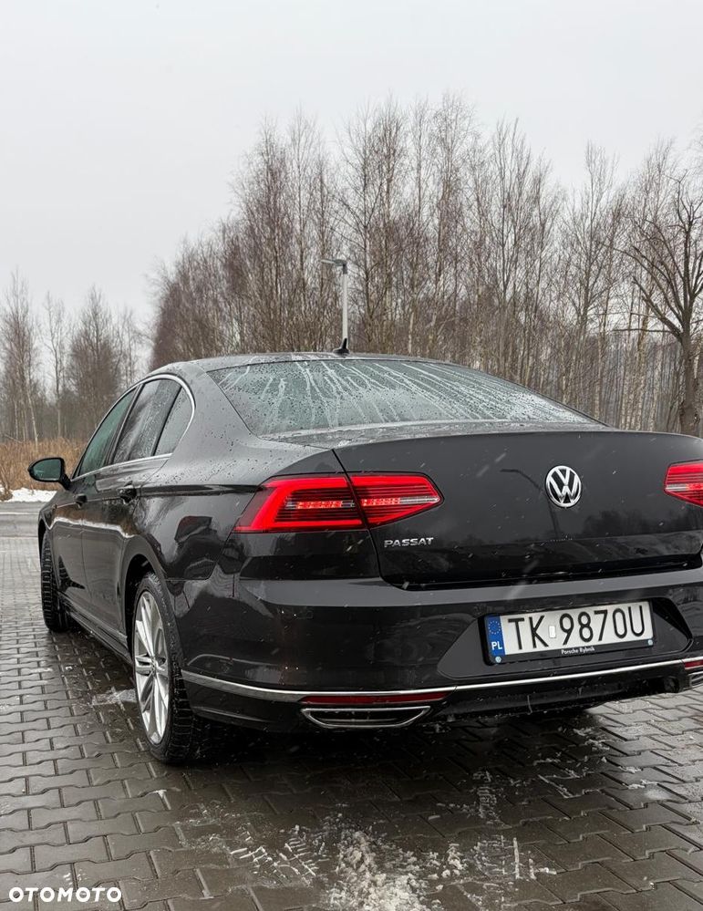 Volkswagen Passat - 3