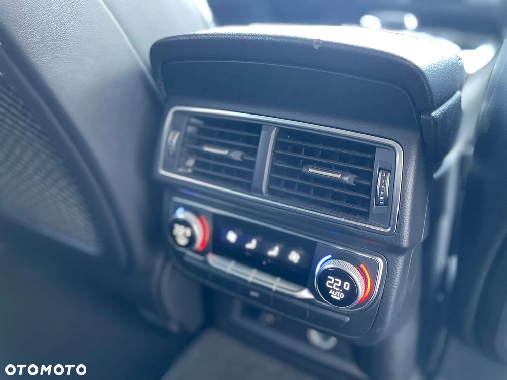 Audi Q7 3.0 TDI ultra Quattro Tiptronic - 26