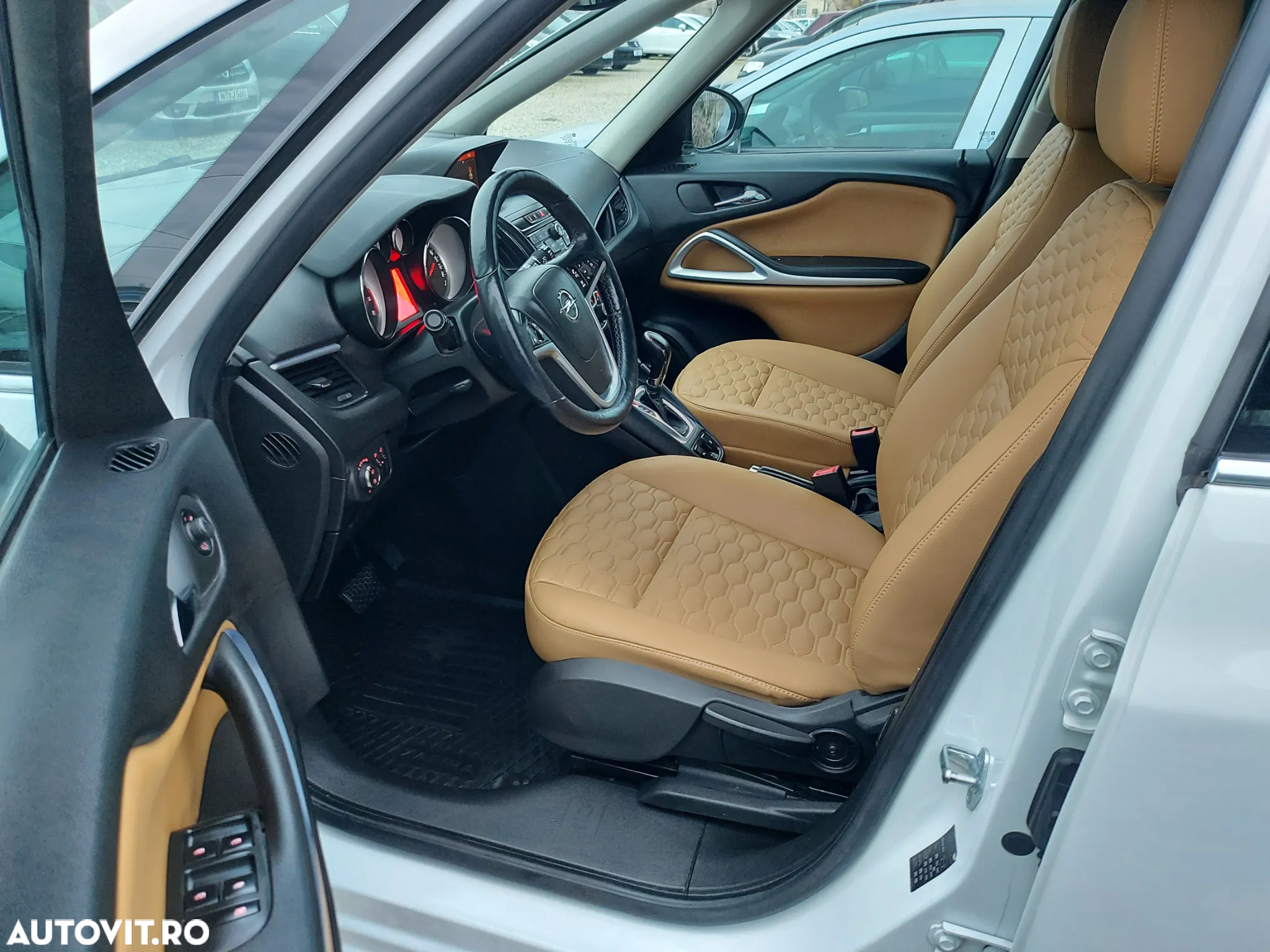 Opel Zafira - 17