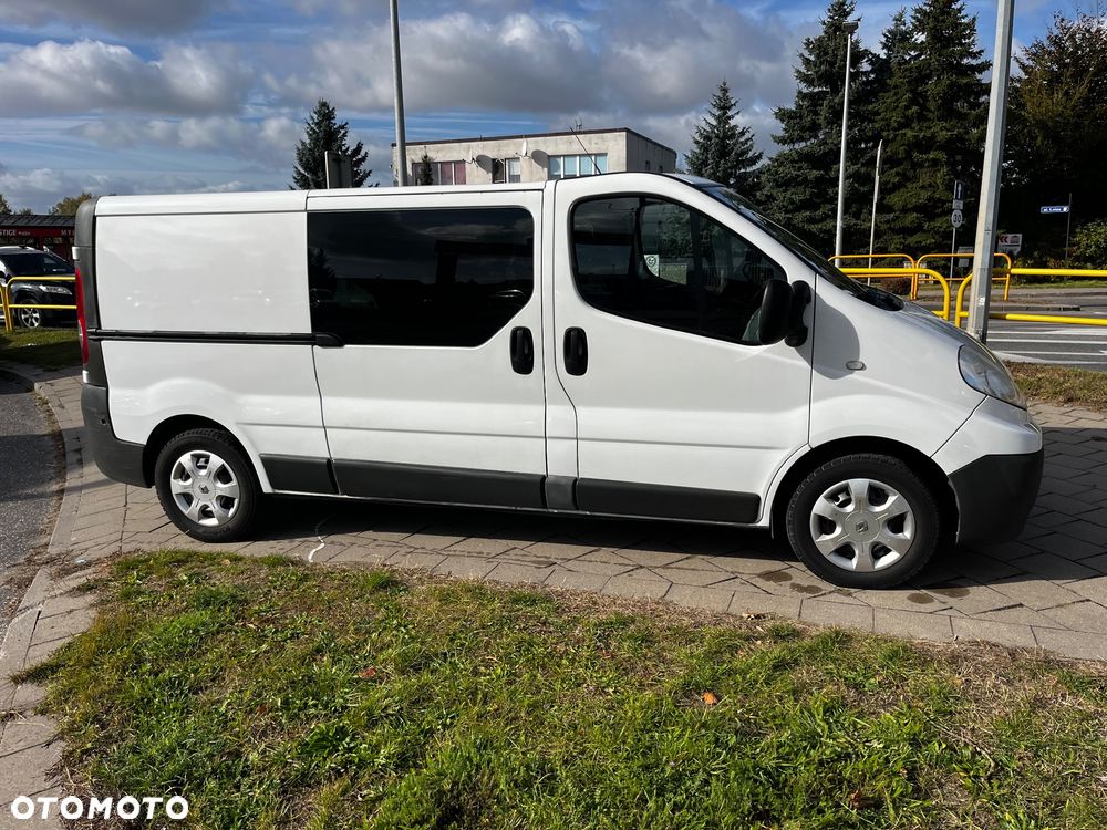 Renault Trafic - 18